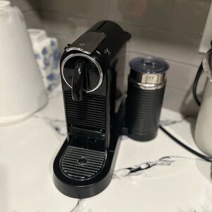 Espresso Black Coffee Maker with Frother